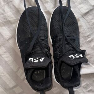 APL Athletic Propulsion Labs TechLoom Phantom - Black/White